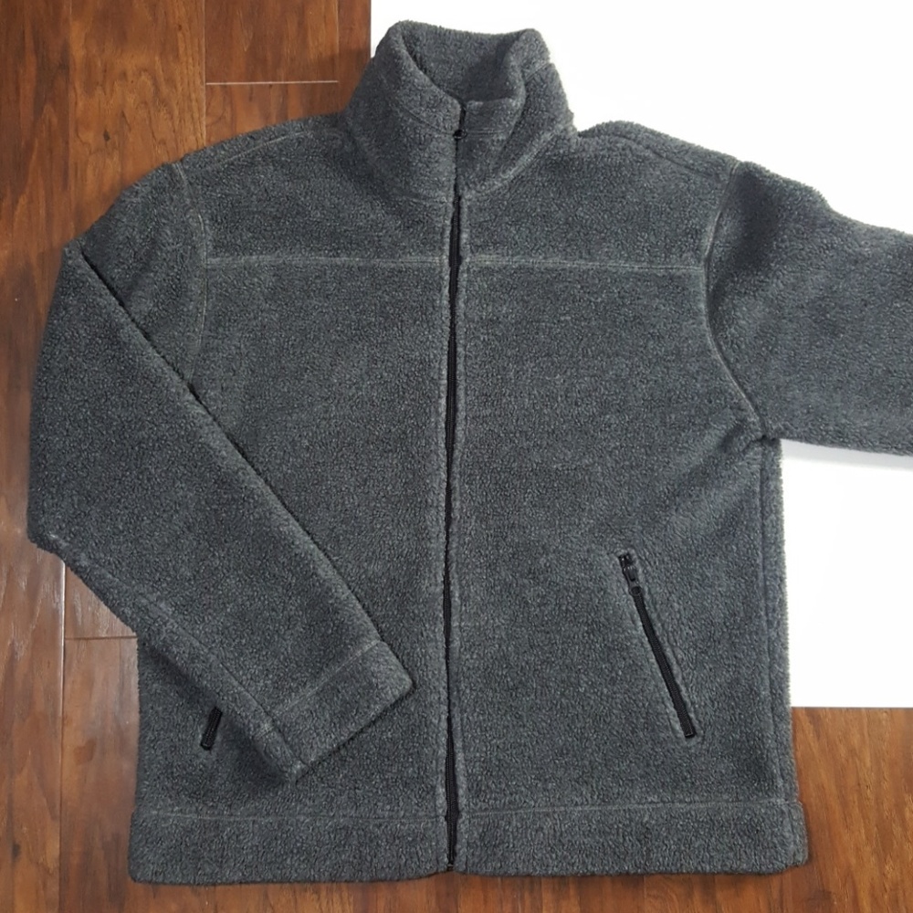 Gap sweater jacket, size M, excellent condition.